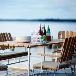 Mesa B25A, Teca-estructura galvanizada en caliente*Grythyttan Stålmöbler Best