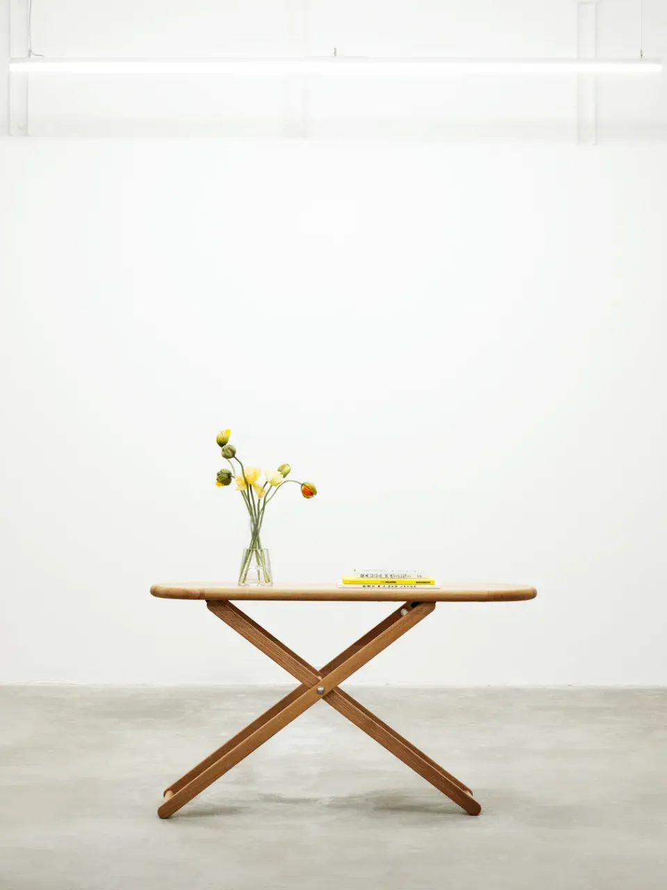 Mesa Cinderella, Oak*Design House Stockholm Hot