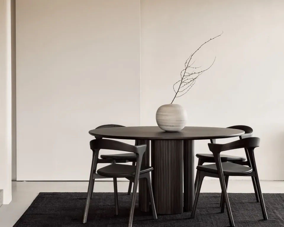 Mesa comedor Roller Max, Caoba teñida en oscuro*Ethnicraft Outlet