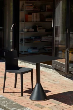 Mesa cuadrada de café 65x65 cm Palissade Cone, Anthracite*HAY New
