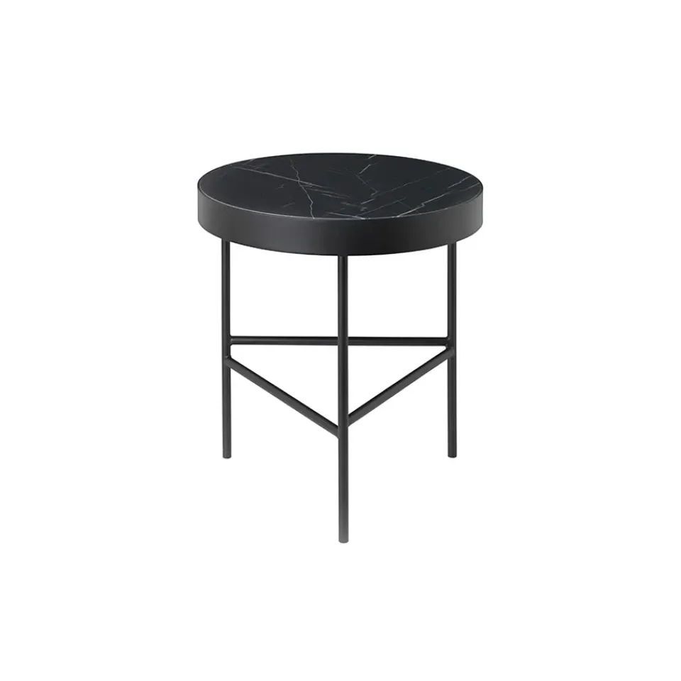 Mesa de centro Marble Table, Mármol , medium, base negra*Ferm Living Online