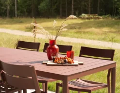 Mesa de comedor Bigby, Zin Red, 195x90 cm*Brafab Hot
