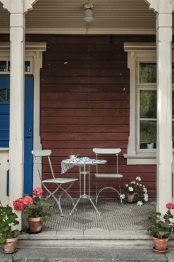 Mesa de tres patas Bryggeri, Roble lacado -galvanizado en caliente*Grythyttan Stålmöbler Online