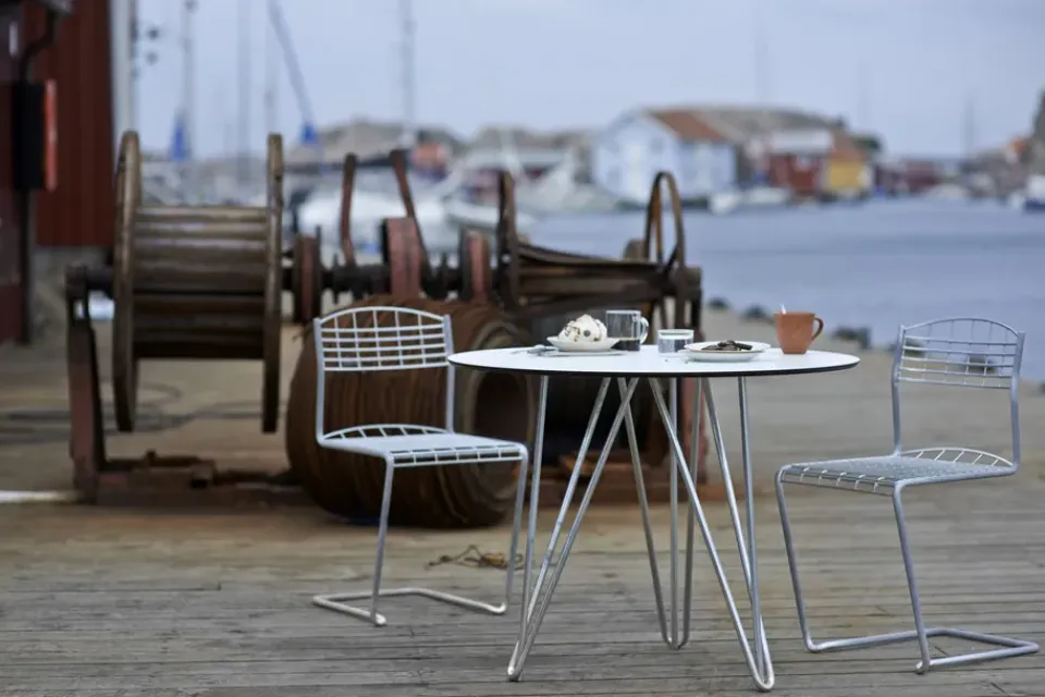 Mesa High Tech ø90 cm, -estructura galvanizada en caliente*Grythyttan Stålmöbler Hot