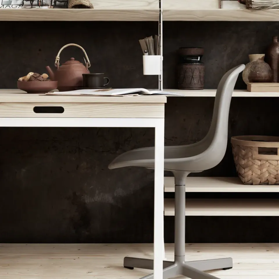 Mesa plegable , Fresno-patas de metal blancas*String Outlet
