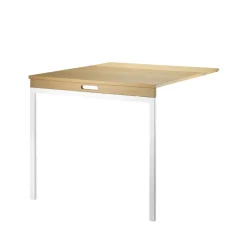 Mesa plegable , Roble-patas de metal blancas*String Outlet