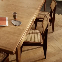 Mesa S-table, Oak matt lacqured, extendable*GUBI Clearance