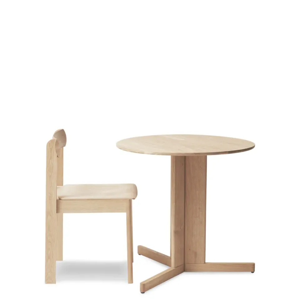 Mesa Trefoil Ø75 cm, Roble blanco*Form & Refine Clearance