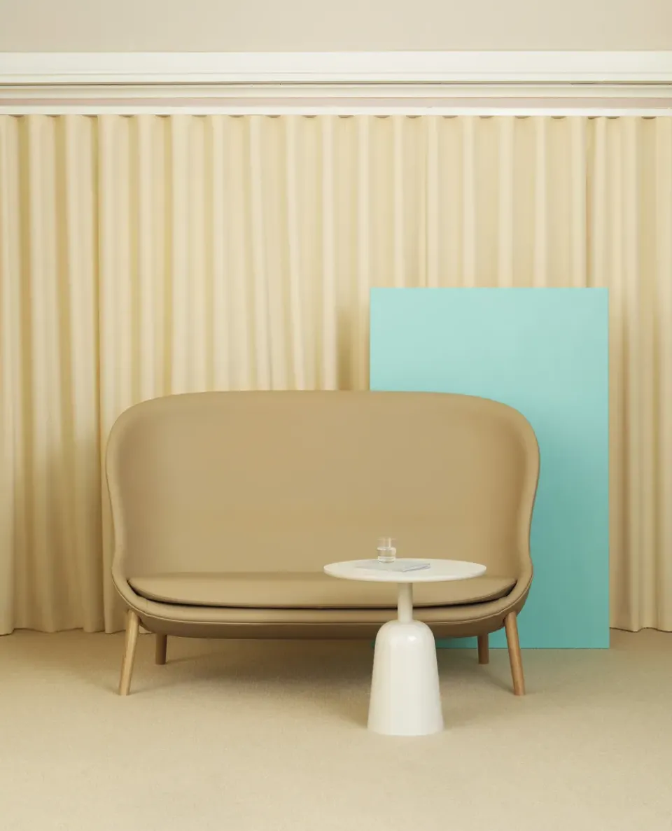 Mesa Turn ajustable Ø55 cm, mármol*Normann Copenhagen Online