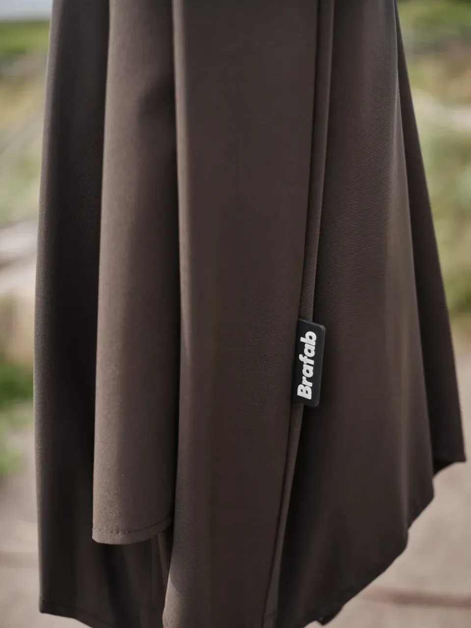 Parasol Bolano, Charcoal black, Ø270 cm*Brafab Discount