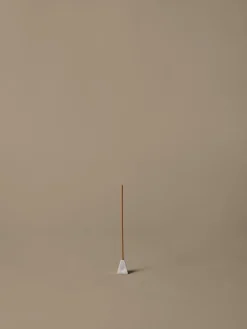 Quemador de incienso Pyra , Borstad aluminium*Ferm Living Hot