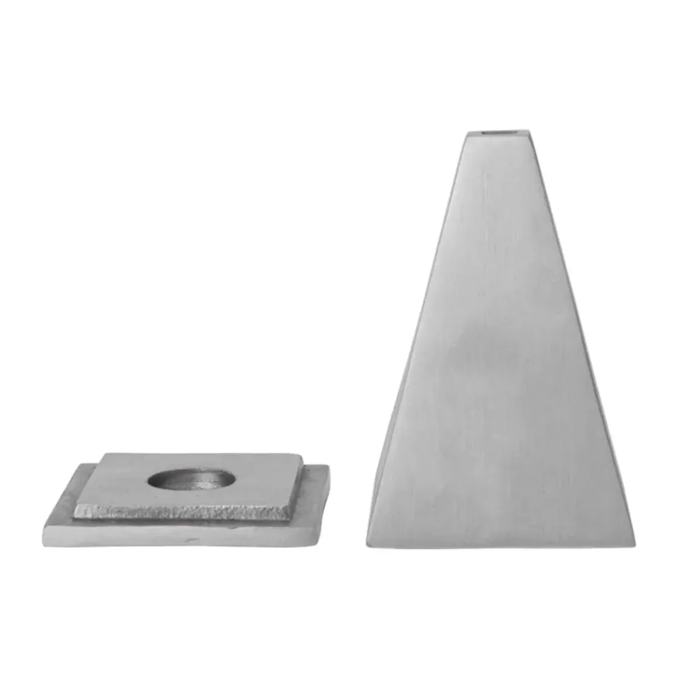 Quemador de incienso Pyra con forma de cono, Borstad aluminium*Ferm Living Hot
