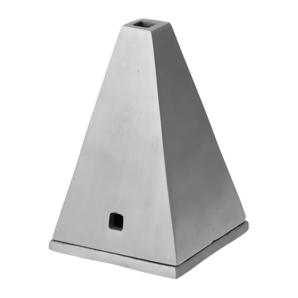 Quemador de incienso Pyra con forma de cono, Borstad aluminium*Ferm Living Hot