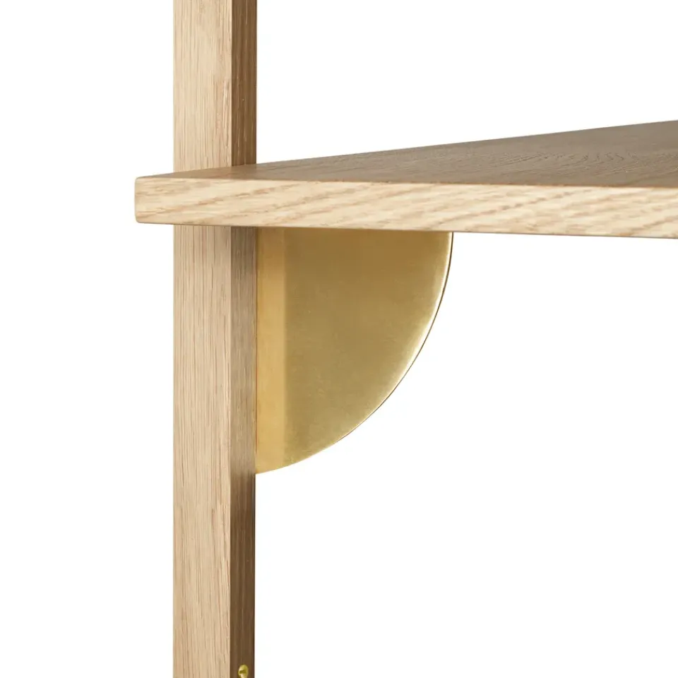 Repisa Sector triple wide, Roble-latón*Ferm Living Hot