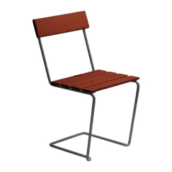 Silla 1, Roble lacado en oscuro - estructura galvanizada en caliente*Grythyttan Stålmöbler Online