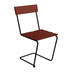 Silla 1, Roble teñido en rojo oscuro con estructura de acero negro*Grythyttan Stålmöbler Best
