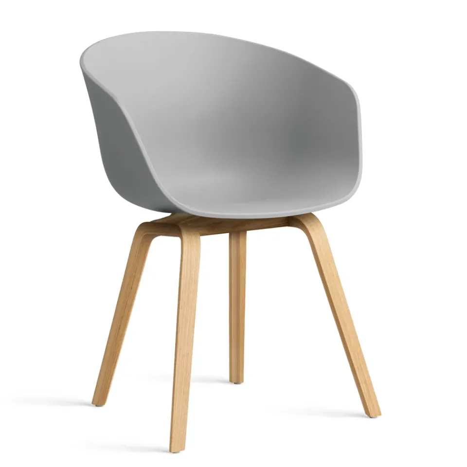 Silla About a Chair 22, 2.0 , hormigón–estructura de roble lacado*HAY