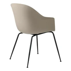 Silla Bat patas de negras de plástico, New*GUBI Outlet
