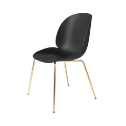 Silla Beetle, Black, base de latón*GUBI