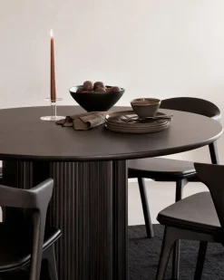 Silla con asiento de cuero Bok , Roble tintado -cuero*Ethnicraft Online