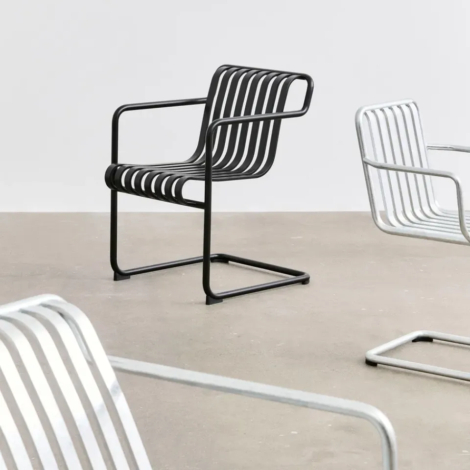 Silla con brazos Palissade Cantilever Dining , Antracita*HAY New