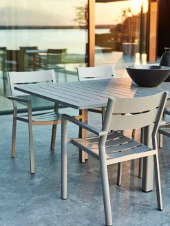 Silla con reposabrazos Delia,*Brafab Outlet