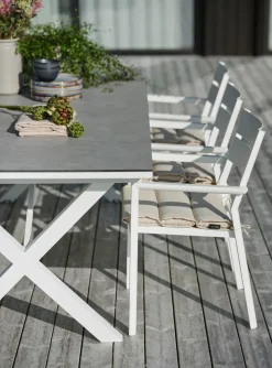 Silla con reposabrazos Delia,*Brafab