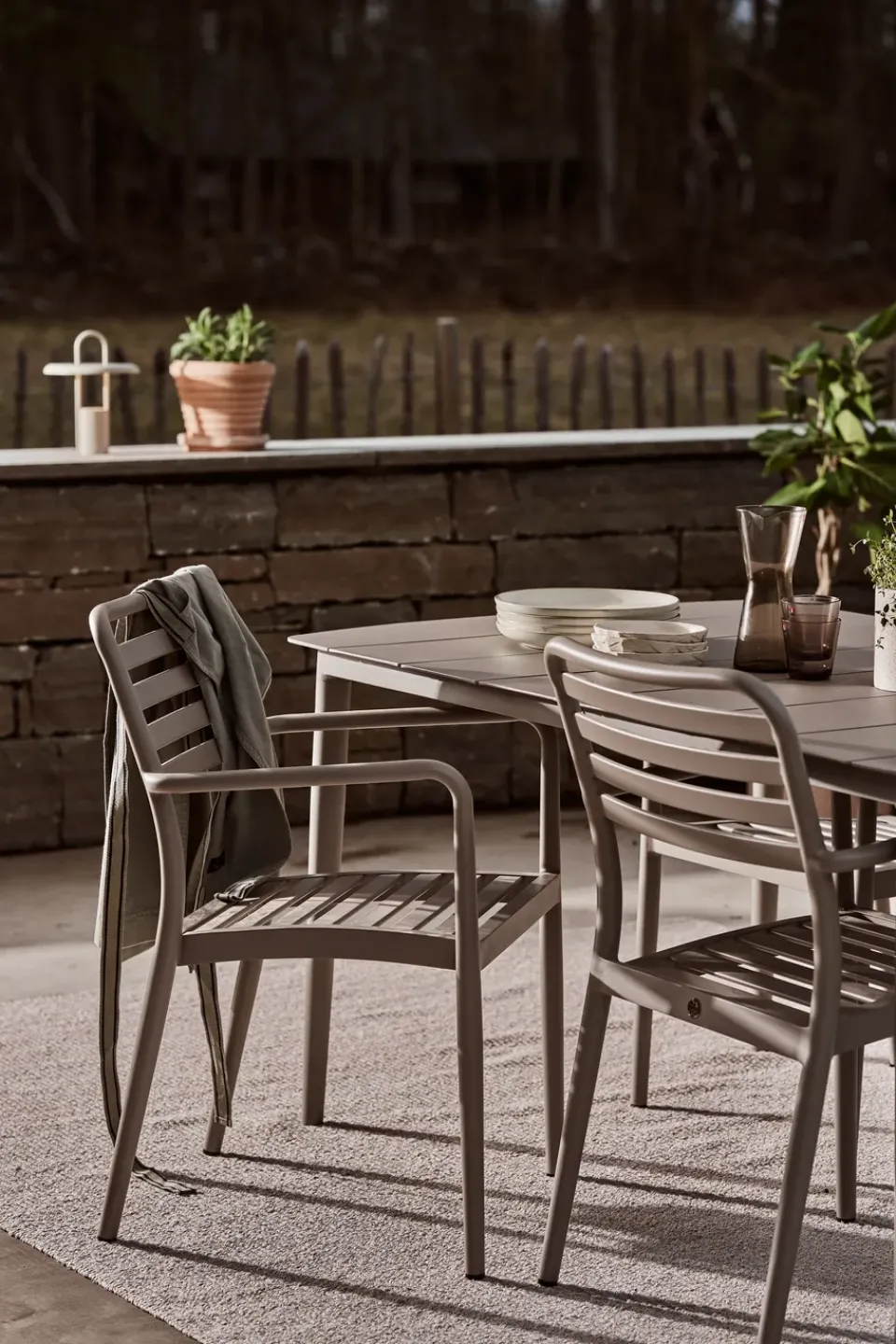Silla con reposabrazos Messina, Taupe*1898 Clearance