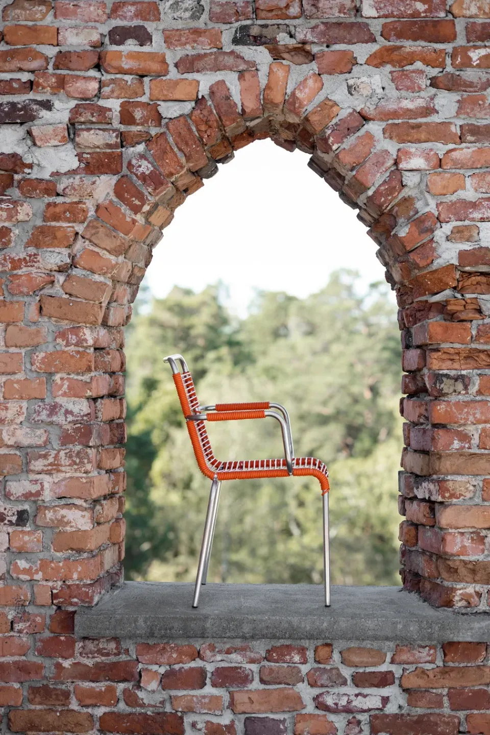 Silla con reposabrazos Mya aluminio, Orange*Fiam Online