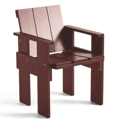 Silla de comedor Crate con reposabrazos en pino lacado, hierro*HAY
