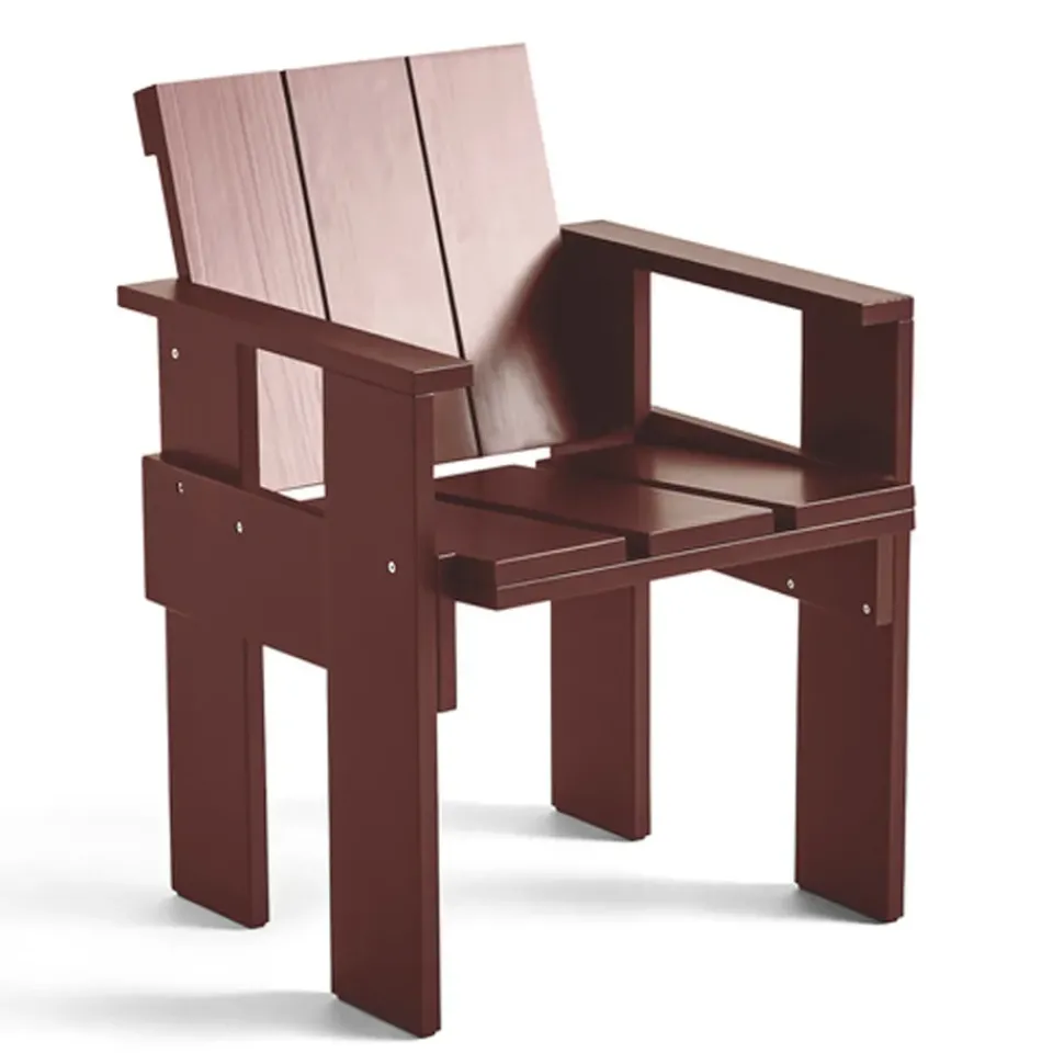Silla de comedor Crate con reposabrazos en pino lacado, hierro*HAY