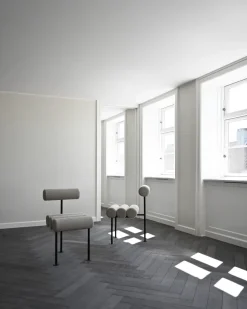 Silla de comedor Hiro, Black frame-Sand*101 Copenhagen Clearance