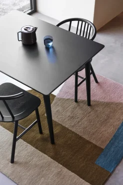 Silla de comedor VIOR, Roble lacado en negro*NJRD