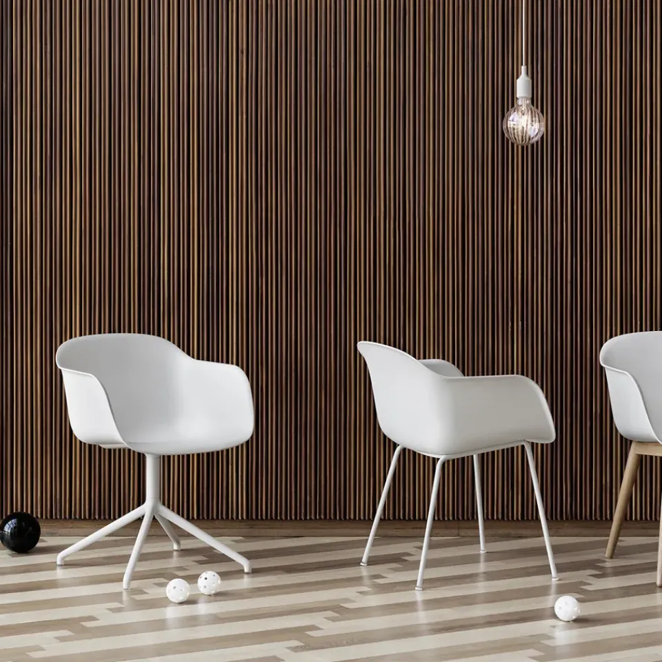 Silla de oficina Fiber armchair swivel base with return, Black leather-anthracite black*Muuto Online