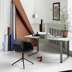 Silla de oficina Fiber armchair swivel base with return, Cognac leather-anthracite black*Muuto Clearance