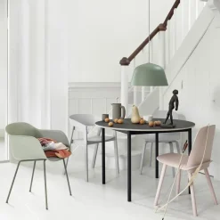 Silla Fiber chair con reposabrazos, Dusty green-Green (plástico)*Muuto New
