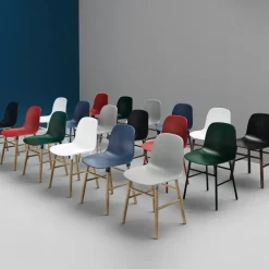 Silla Form, Green, patas de roble*Normann Copenhagen Sale