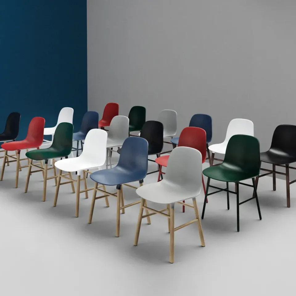 Silla Form, Green, patas de roble*Normann Copenhagen Sale