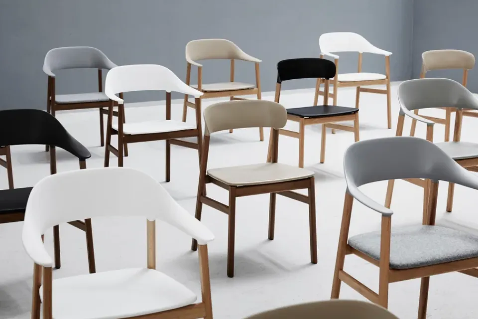 Silla Herit roble, Sand*Normann Copenhagen