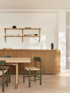 Silla J39, Khaki green-trenzado natural*Fredericia Furniture New