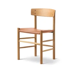 Silla J39, Roble aceitado-cuero Omni 307 cognac*Fredericia Furniture Outlet