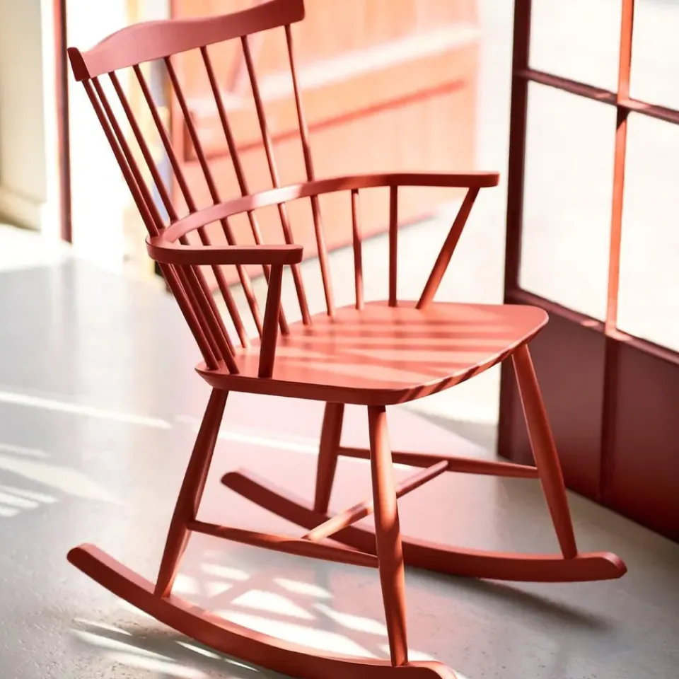 Silla mecedora J52G, ladrillo*FDB Møbler Discount