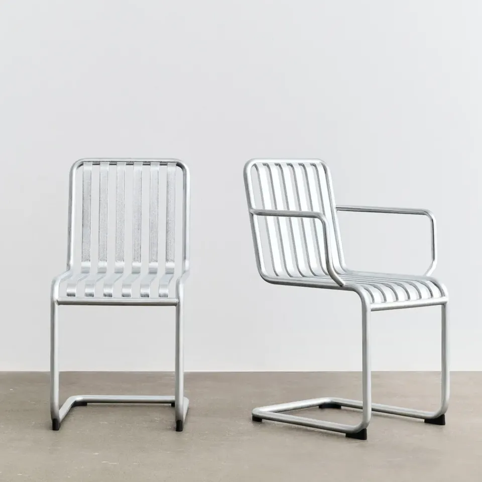 Silla Palissade Cantilever , Acero galvanizado en caliente*HAY Outlet