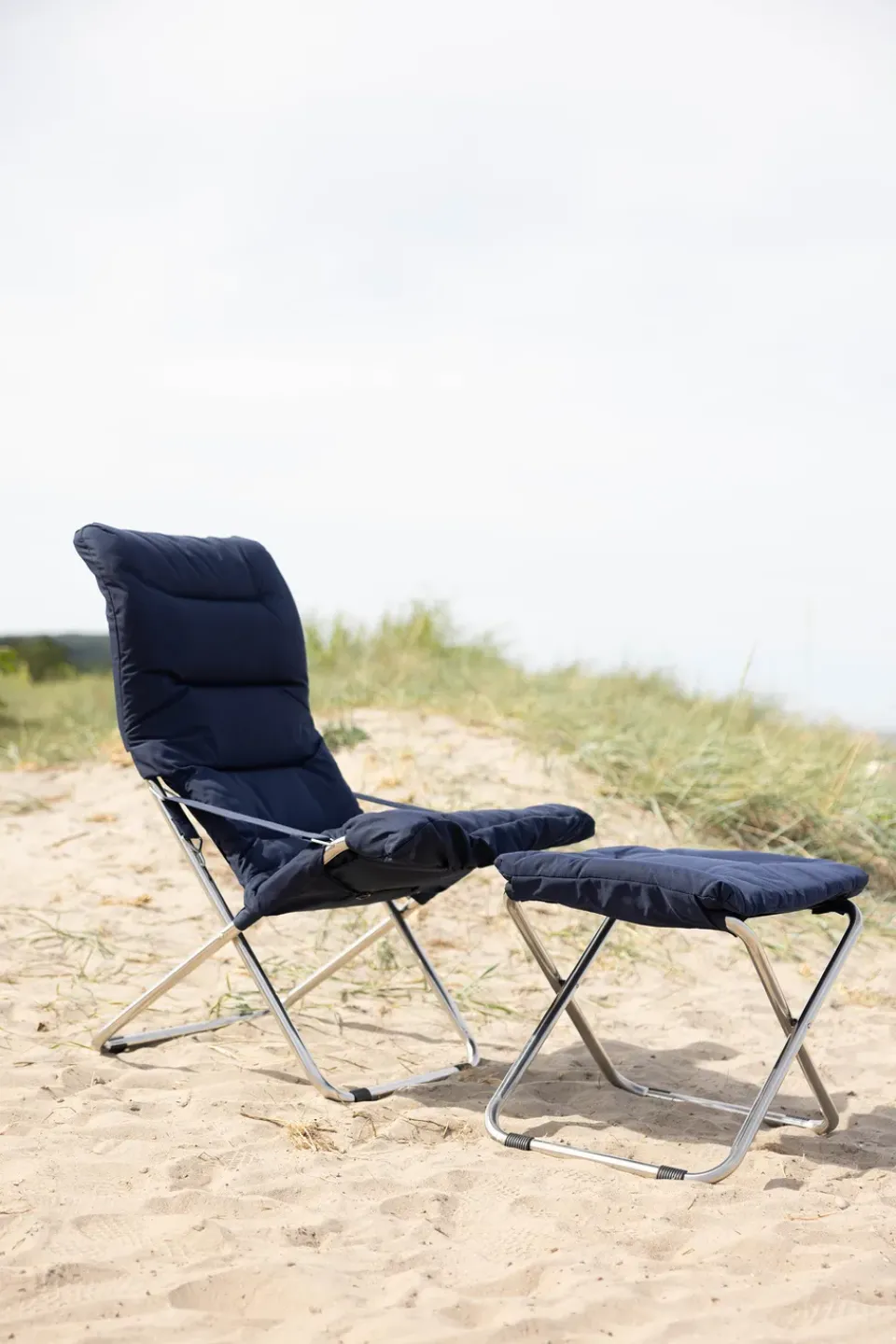 Silla para tomar el sol Fiesta Soft, Tela navy, soporte de aluminio*Fiam Best