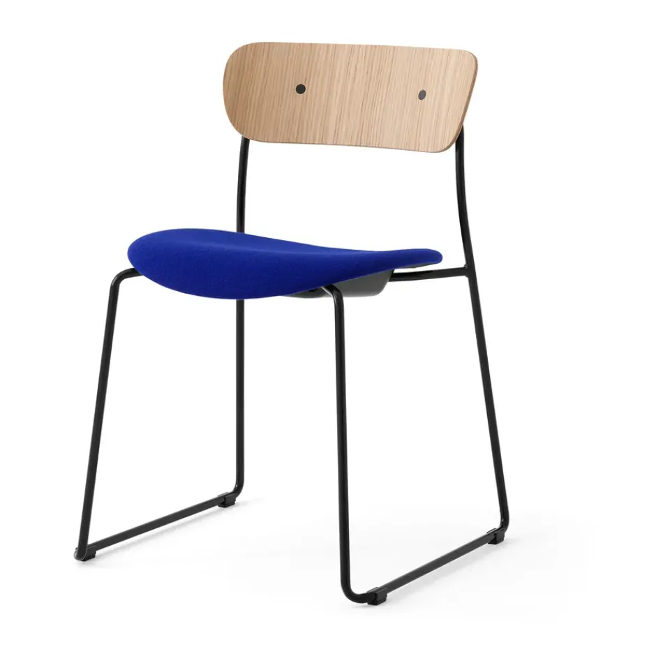 Silla Pavilion AV52 con asiento tapizado, Black-Hallingdal 0753*&Tradition Online