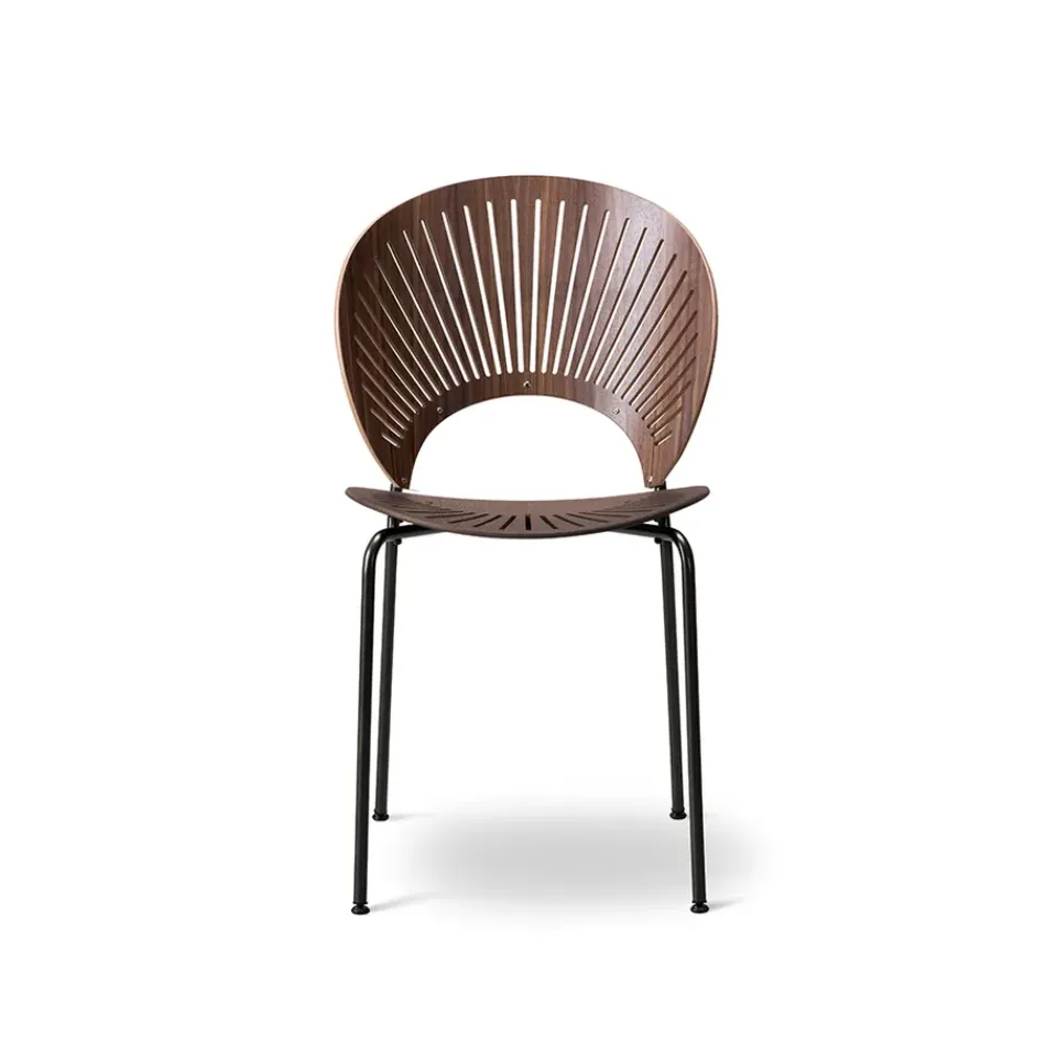 Silla Trinidad 3398, Nogal barnizado - patas negras*Fredericia Furniture New