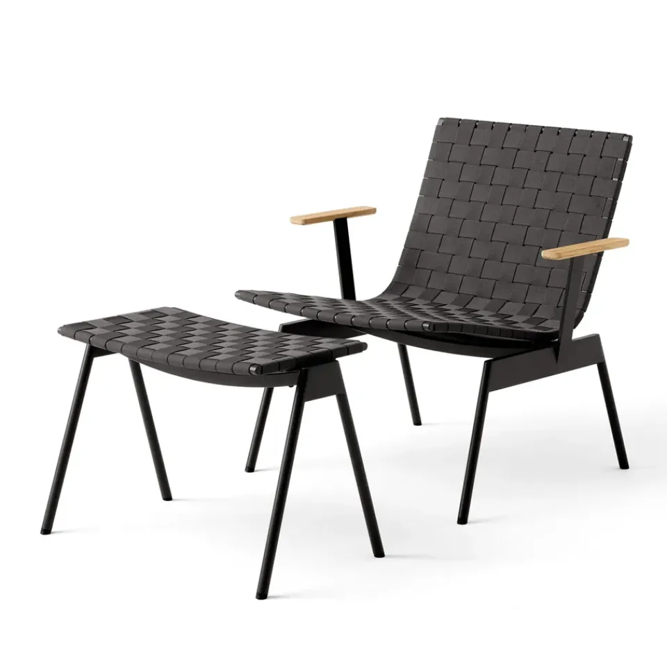 Sillón lounge con reposabrazos Ville Outdoor AV45 , Warm black*&Tradition New