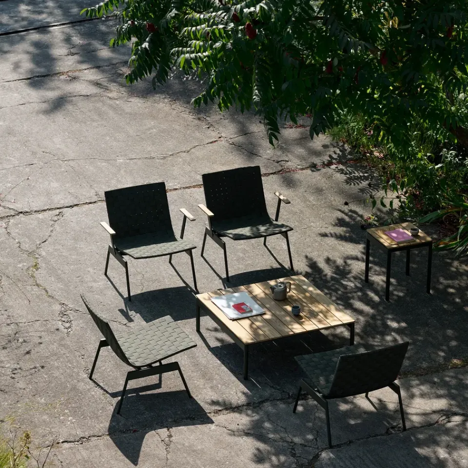 Sillón lounge con reposabrazos Ville Outdoor AV45 , Bronze green*&Tradition Discount
