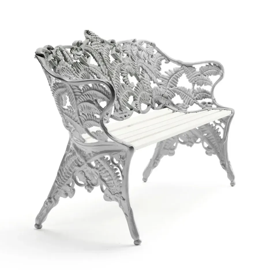 Sofá Classic, Pino lacado , soporte de aluminio en bruto*Byarums bruk Outlet