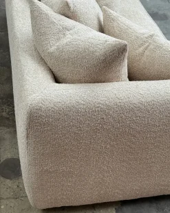 Sofá Cornell, Bouclé soft sand*Tinted